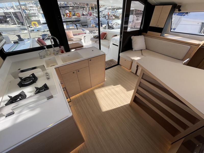 Book yachts online - catamaran - Nautitech 44 Open - Happiness - rent
