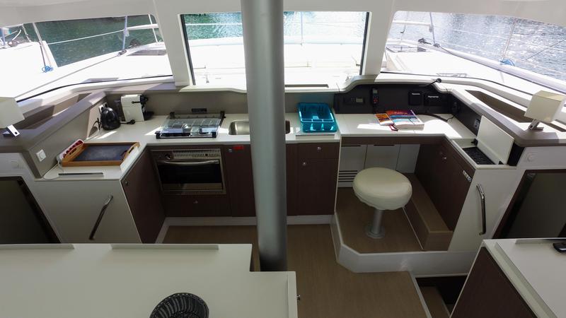 Book yachts online - catamaran - Bali 4.1 - Malea IV - rent