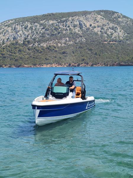 Book yachts online - motorboat - Saxdor 200 Pro Sport - Blue Notos - rent
