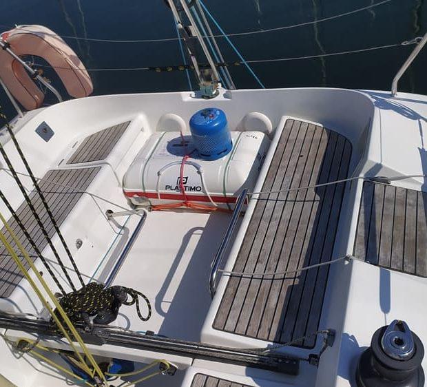 Book yachts online - sailboat - First 31.7 - So what - rent