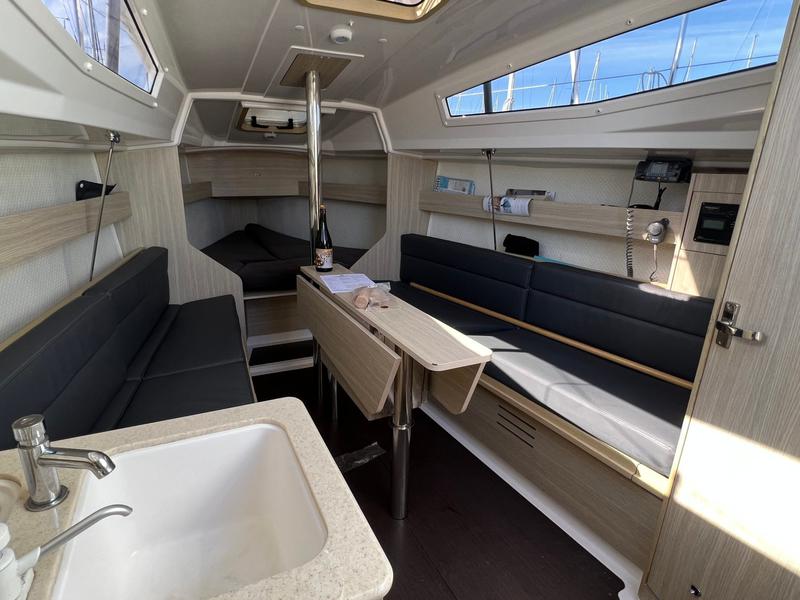 Book yachts online - sailboat - Maxus 26 - Alyzee - rent