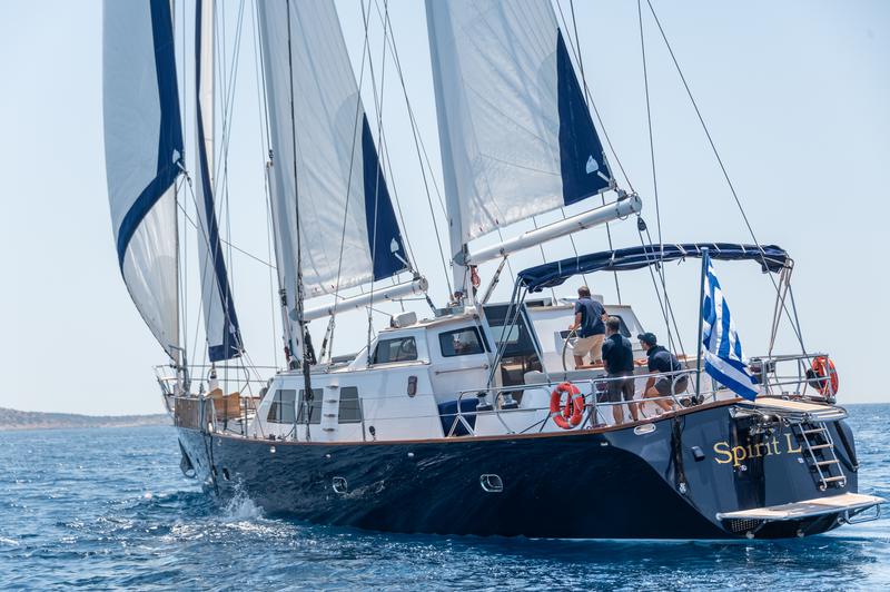 Book yachts online - other - CCYD 85 - Spirit L - rent