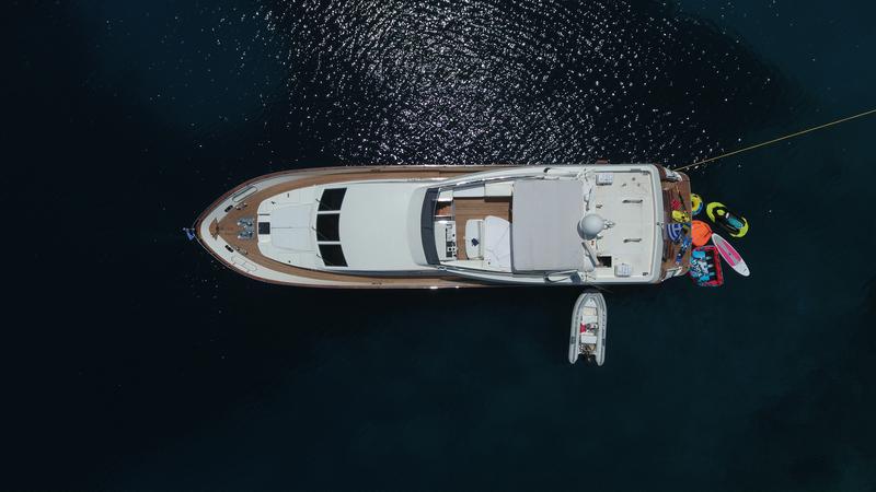 Book yachts online - motorboat - Falcon 86 - Efmaria - rent
