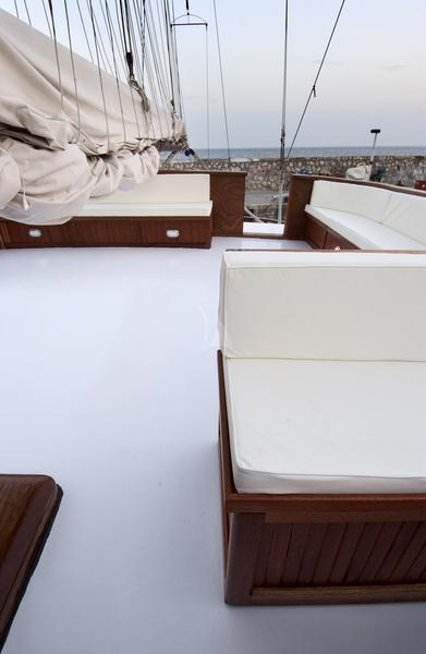 Book yachts online - other - Custom Motor Sailer 124' - Matina - rent