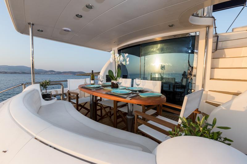 Book yachts online - motorboat - Horizon 2210 - Marlin  - rent