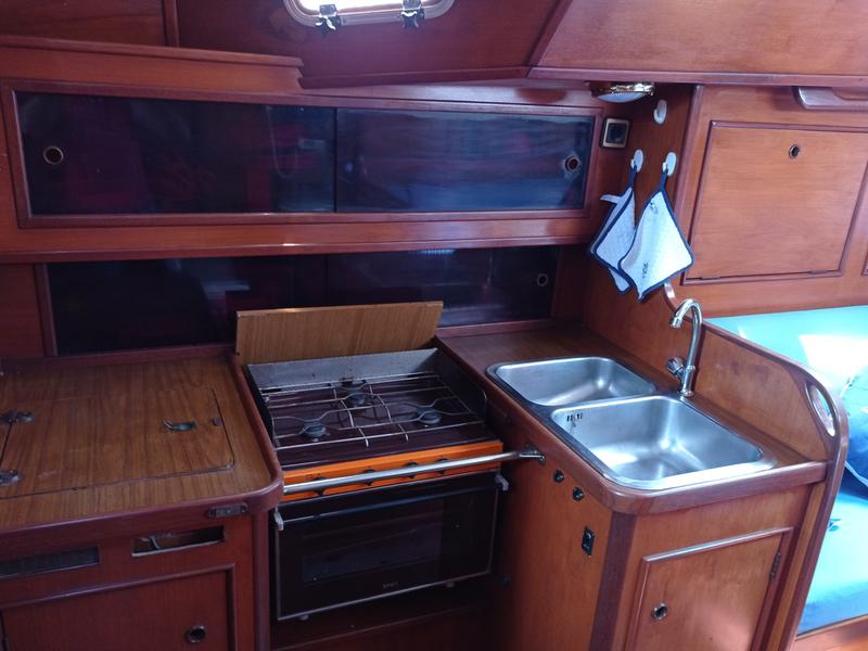 Book yachts online - sailboat - Dehler 37 - Seven - rent