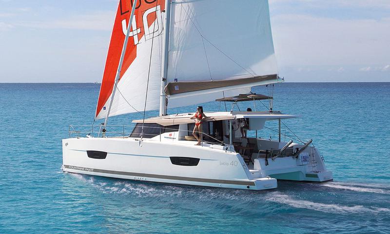 Book yachts online - catamaran - FOUTAINE PAJOT Lucia 40 - Ultimo - rent