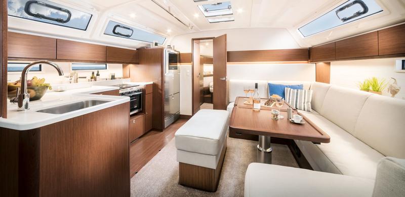 Book yachts online - sailboat - Bavaria Cruiser 46 - Sirius - rent