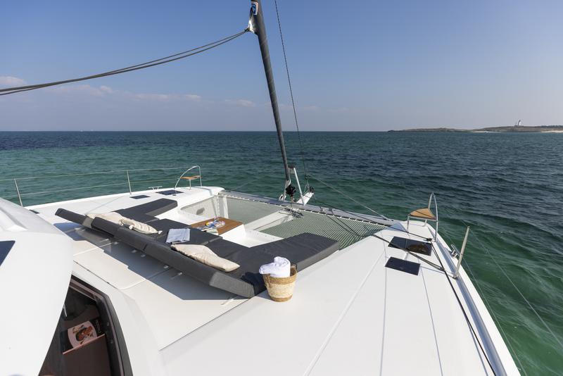 Book yachts online - catamaran - FOUNTAIN PAJOT Aura 51 - LE GRAND BOGAVANT - rent
