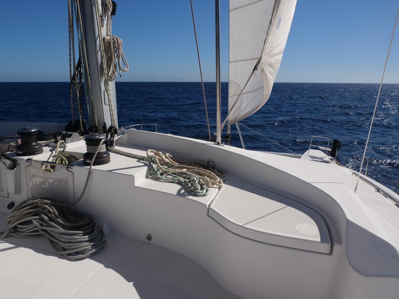 Book yachts online - catamaran - Lagoon 52F - Mercurey - rent
