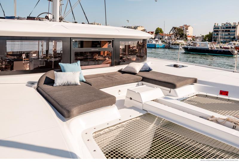 Book yachts online - catamaran - LAGOON 46 - L'Orceo - rent