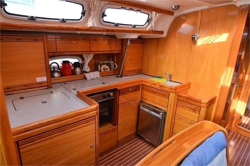 Book yachts online - False - Bavaria 46 Cruiser (4Cab) - 2Bisi - rent
