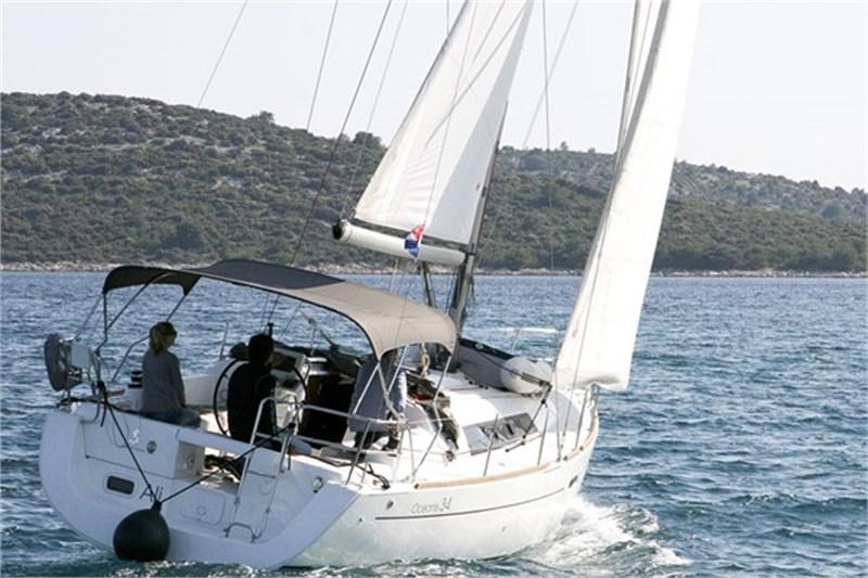Book yachts online - False - Oceanis 34 (2Cab) - LL Skyhawk - rent