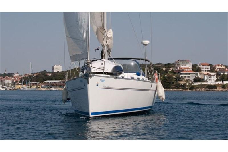 Book yachts online - False - Beneteau Cyclades 43.3 (3Cab) - Fame - rent