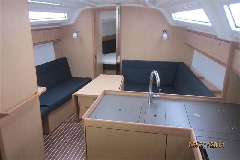 Book yachts online - False - Bavaria Cruiser 37 (3Cab) - Prima - rent