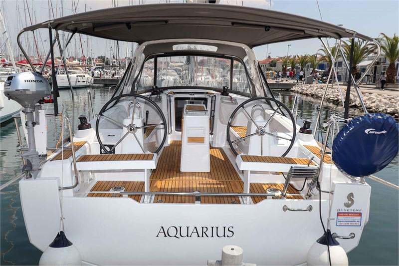 Book yachts online - False - Oceanis 35.1 (3Cab) - Aquarius - with bowtruster - rent
