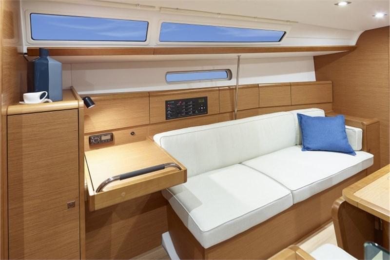 Book yachts online - False - Sun Odyssey 389 (3Cab) - Amadeus - rent