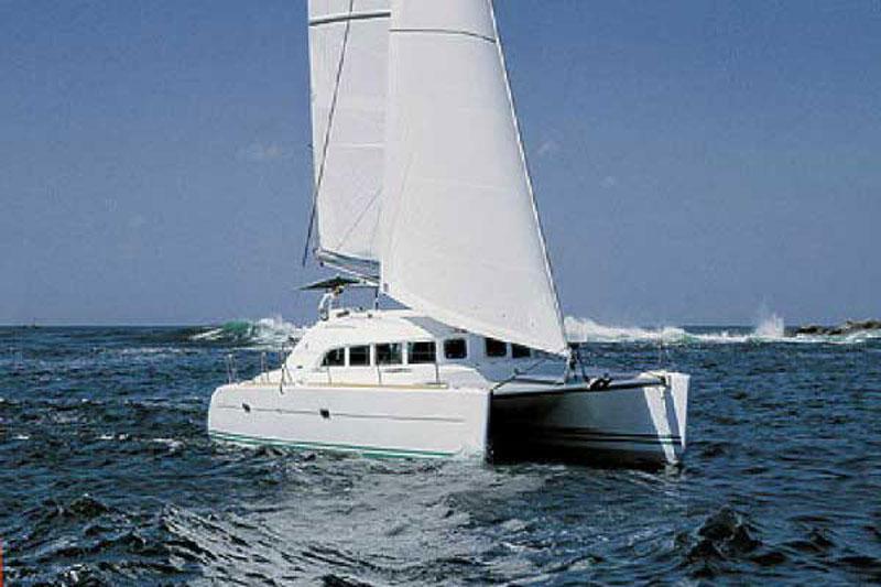 Book yachts online - False - Lagoon 380 (4Cab) - Pom'Ka - rent
