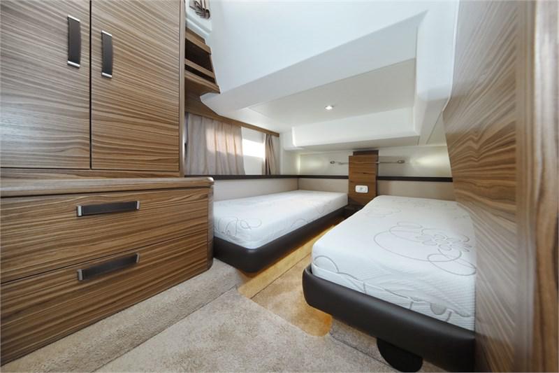 Book yachts online - False - Greenline 48 Fly - Noah (Greenline Hybrid Ready) - rent