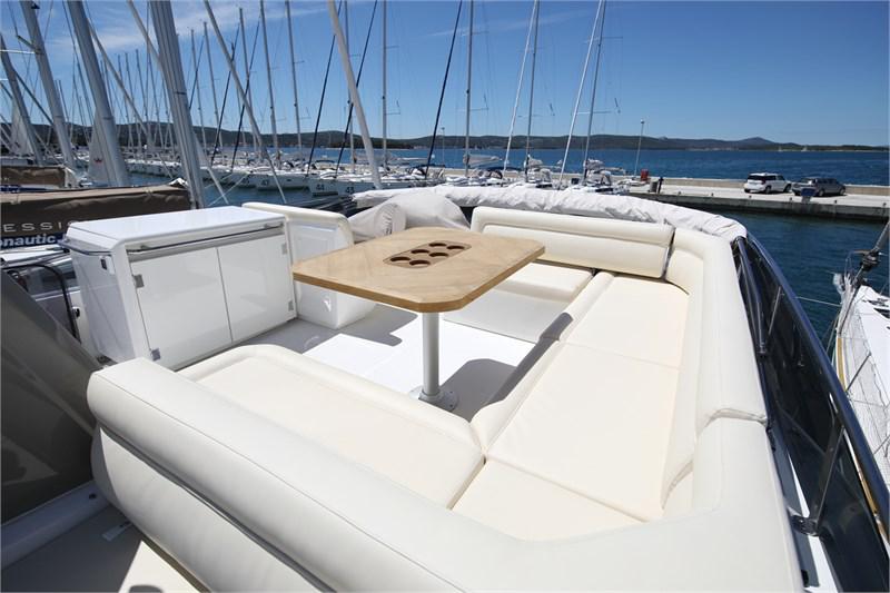 Book yachts online - False - Greenline 48 Fly - Noah (Greenline Hybrid Ready) - rent