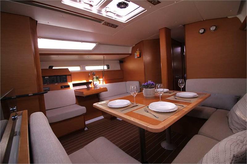 Book yachts online - False - Sun Odyssey 439 (4Cab) - Lucky 7 - rent