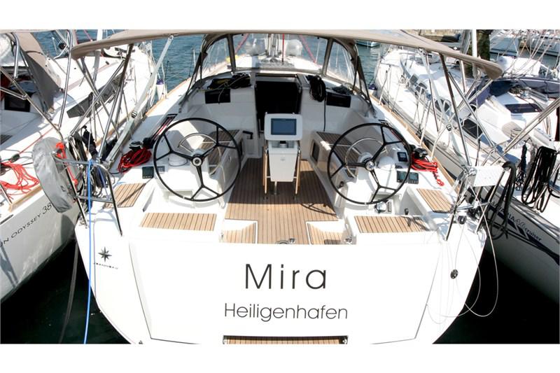 Book yachts online - False - Sun Odyssey 419 (3Cab) - Mira - rent