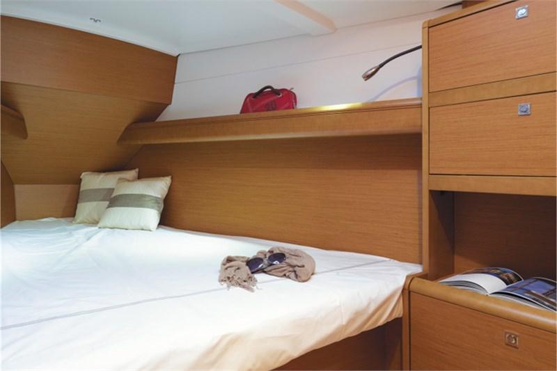 Book yachts online - False - Sun Odyssey 389 (3Cab) - Imagine - rent