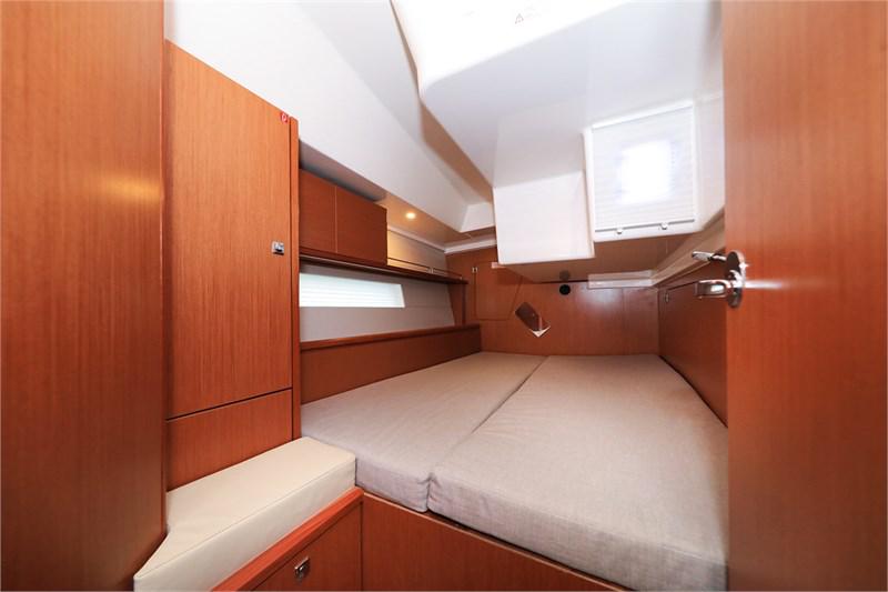Book yachts online - False - Bavaria C45 Style (4Cab) - Katharina - rent