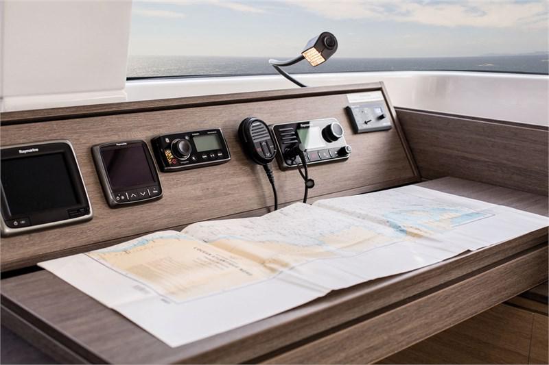 Book yachts online - False - Bali 4.3 (4Cab) - Carpe Ventum - rent