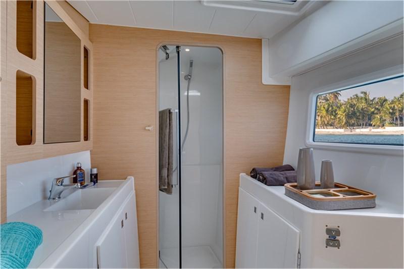 Book yachts online - False - Lagoon 42 (4Cab) - Marianne - rent