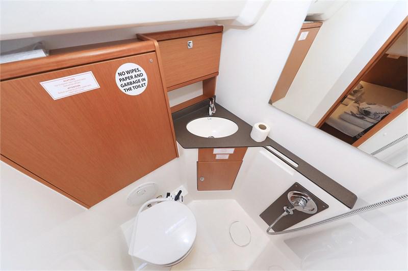 Book yachts online - False - Bavaria Cruiser 46 (4Cab) - Angel - rent