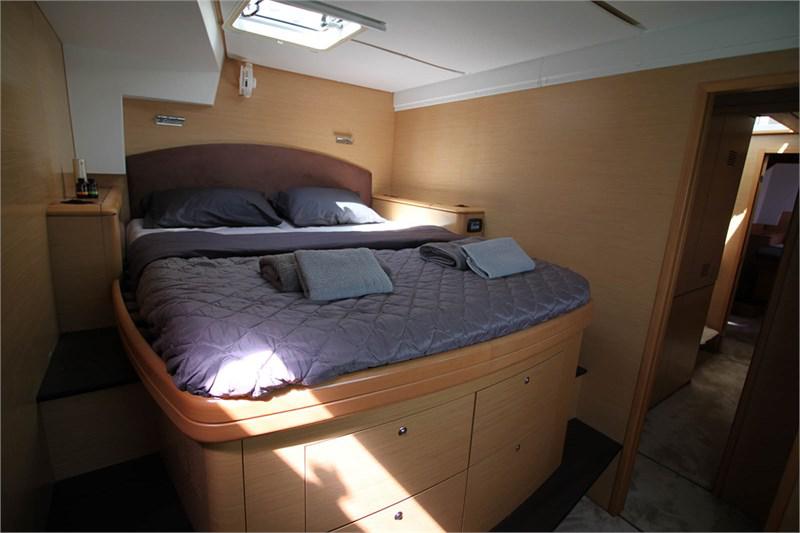 Book yachts online - False - Lagoon 500 (5Cab) - The Full House - rent