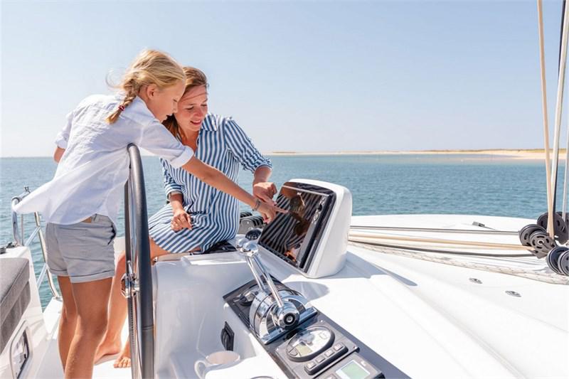 Book yachts online - False - Lagoon 46 (4+2Cab) - D.Bobo - rent