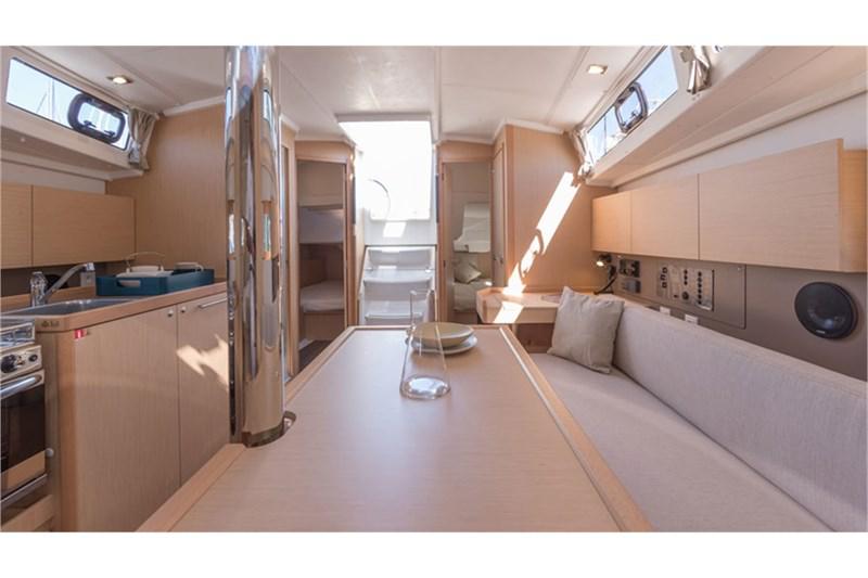 Book yachts online - False - Oceanis 38.1 (3Cab) - Maja - rent