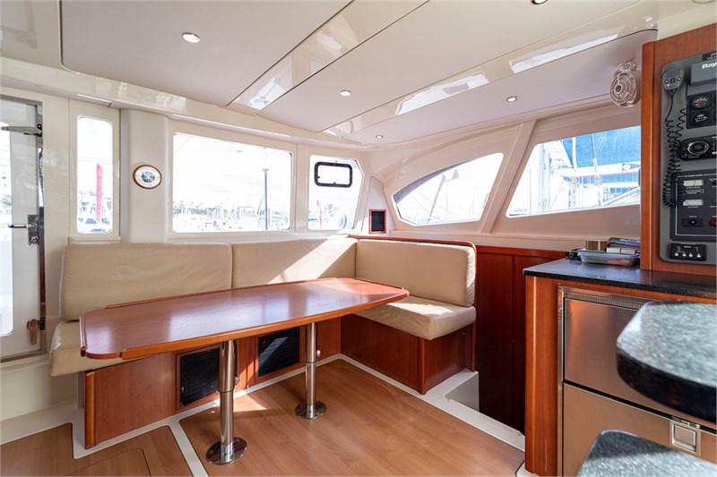 Book yachts online - False - Leopard 44 (4Cab) - Portals Vells - rent