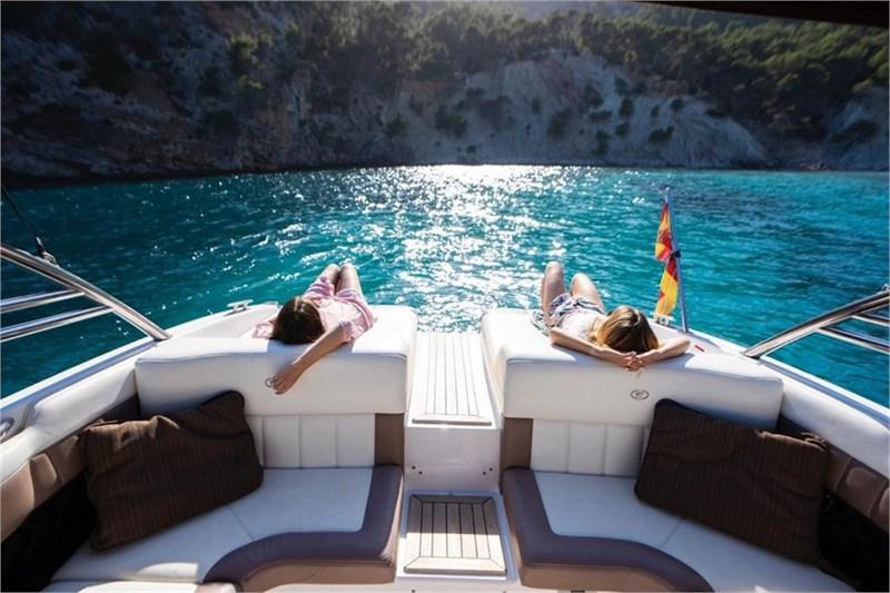 Book yachts online - False - Cobalt 263 - Wild One - rent