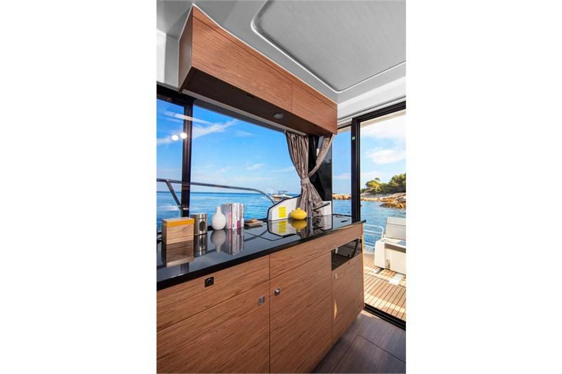 Book yachts online - False - Merry Fisher 1095 - Tana - rent