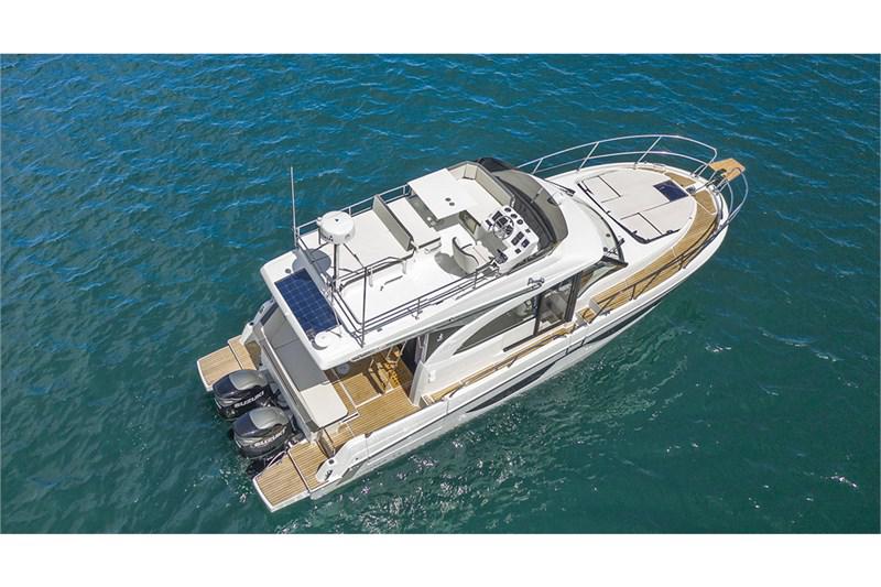 Book yachts online - False - Antares 11 Fly - Solis - rent