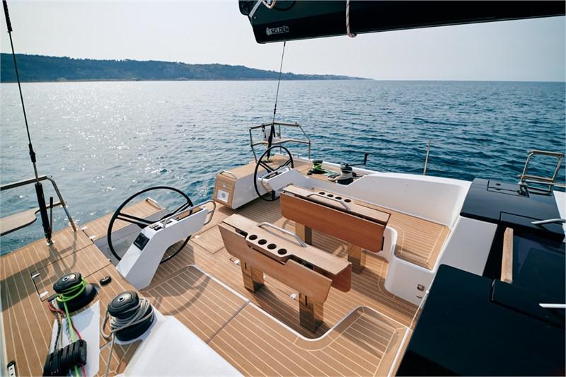 Book yachts online - False - Elan GT 6 - Revolution - rent