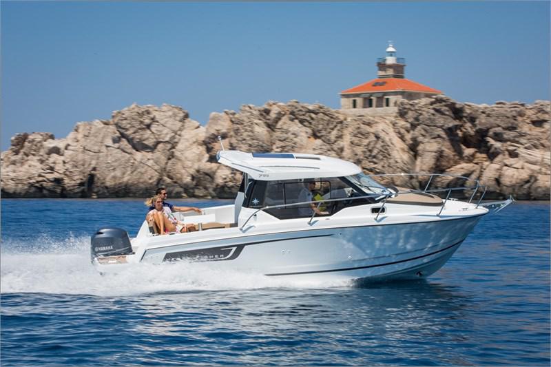 Book yachts online - False - Merry Fisher 795 - Tena - rent