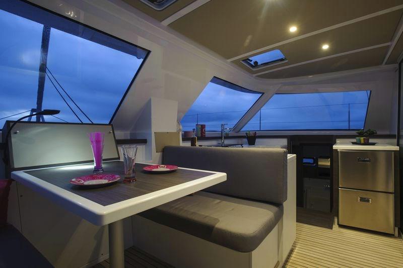 Book yachts online - False - Nautitech Open 40 (4Cab) - Madeveira - rent