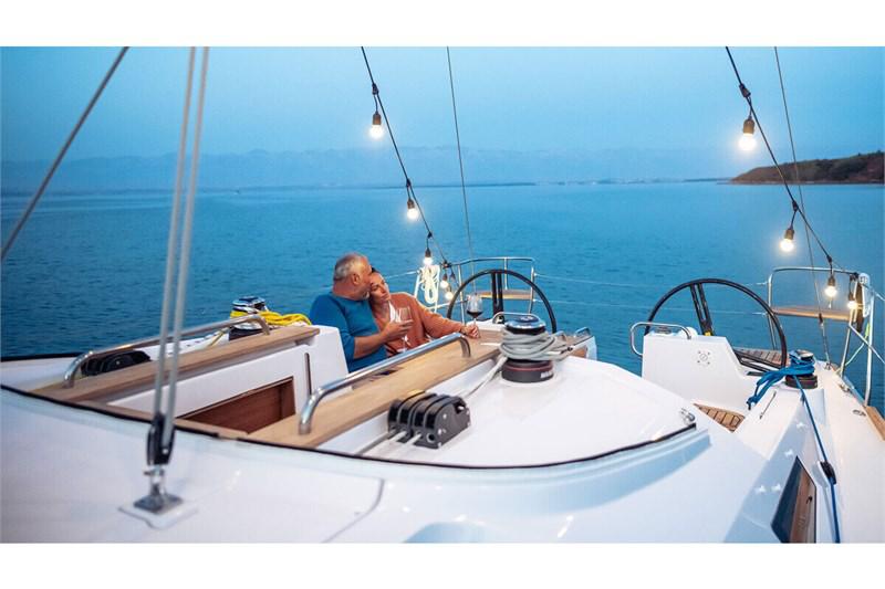 Book yachts online - False - Elan Impression 40.1 (3cab) - Kaya - rent
