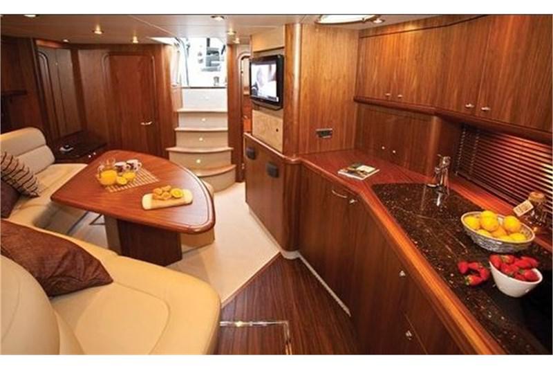 Book yachts online - False - Sunseeker Portofino 53 - Pavito - rent
