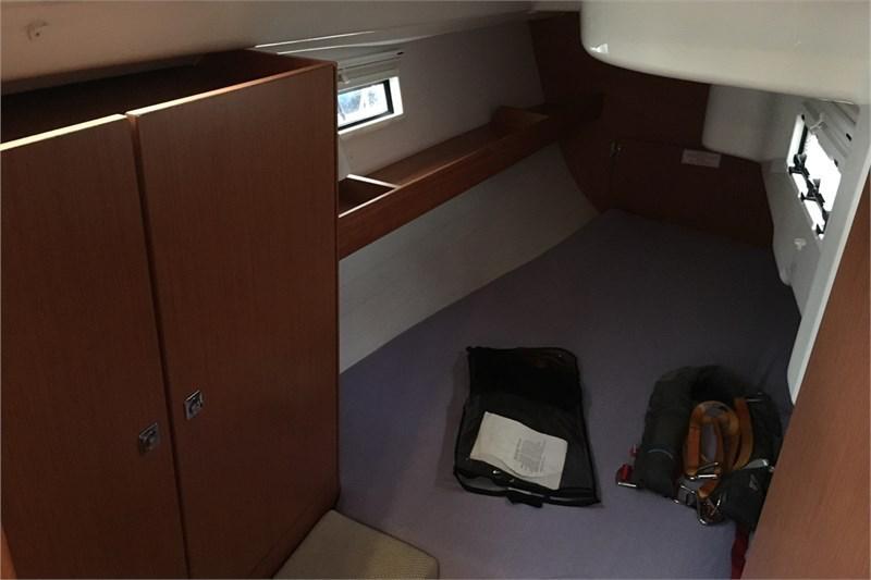 Book yachts online - False - Bavaria Cruiser 33 (2Cab) - Leeroy - rent