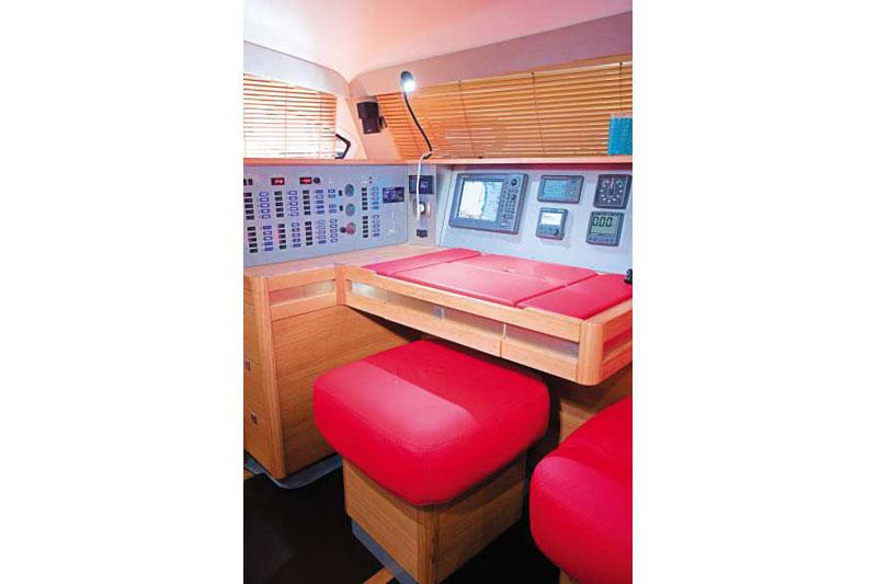 Book yachts online - False - Catana 50 (4Cab) - bella donna 3 - rent