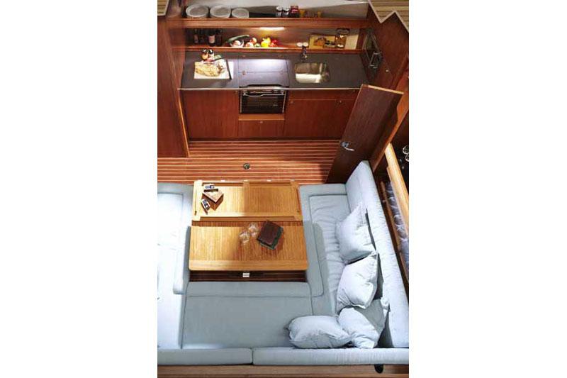 Book yachts online - False - Bavaria 43 Cruiser (3Cab) - Blue Miracle - rent