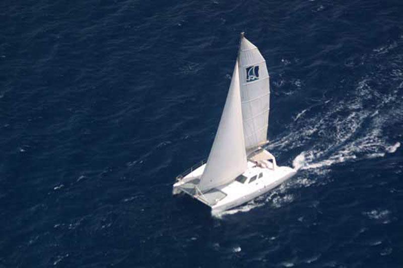 Book yachts online - False - Voyage 440 (4Cab) - Alboran Ron Punch (Cabo Verde) - rent