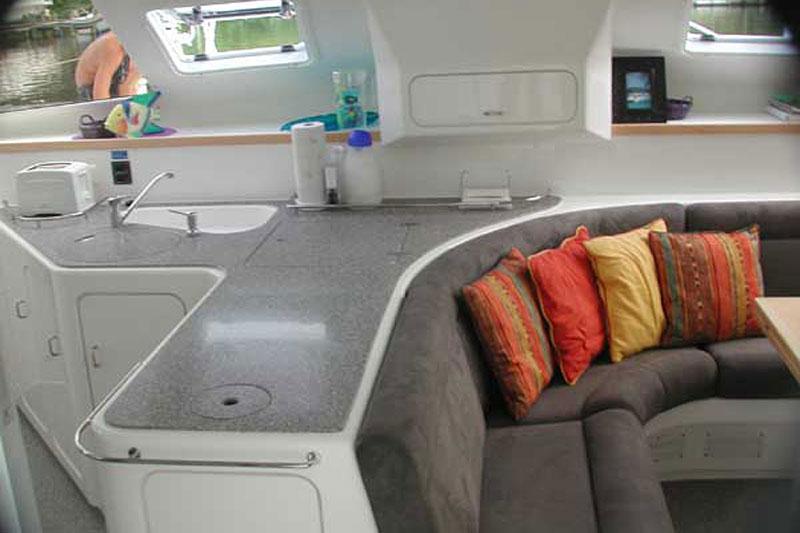 Book yachts online - False - Voyage 440 (4Cab) - Alboran Ron Punch (Cabo Verde) - rent
