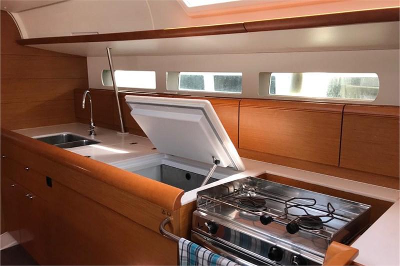 Book yachts online - False - Sun Odyssey 519 (5Cab) - Alboran Cognac (Mallorca/La Lonja) - rent