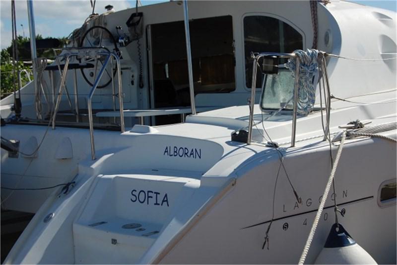 Book yachts online - False - Lagoon 410 (4Cab) - Sofia (Cienfuegos) - rent